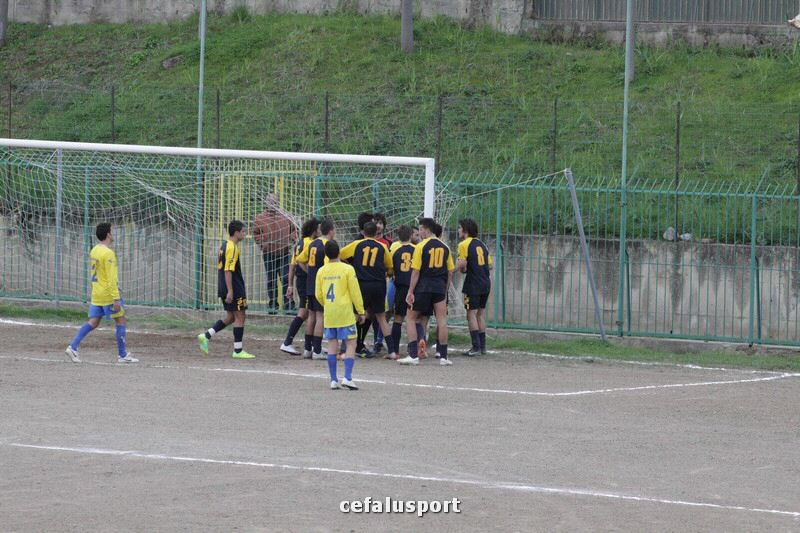 111119 sport 125_tn.jpg